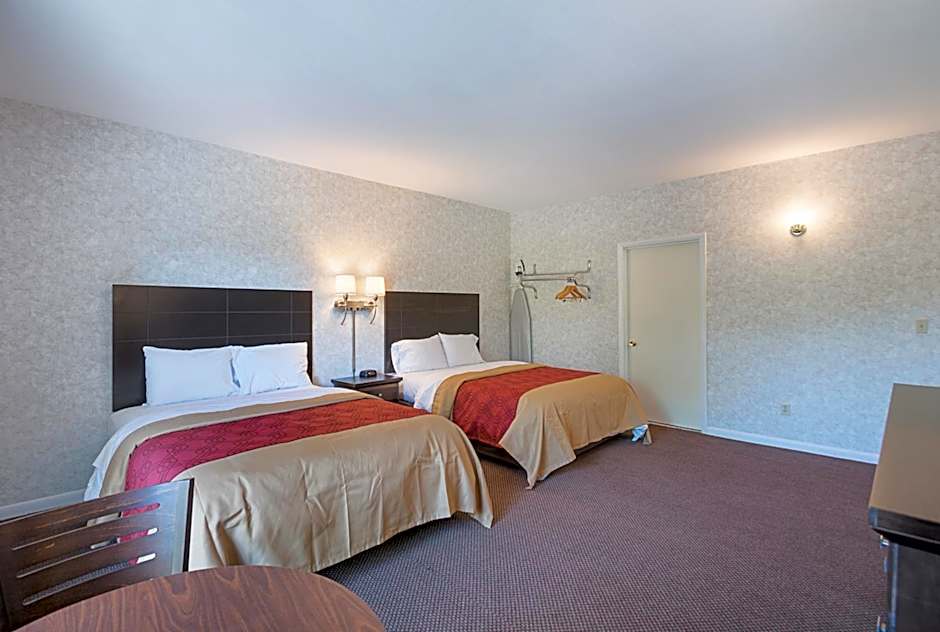 Econo Lodge Lee - Great Barrington