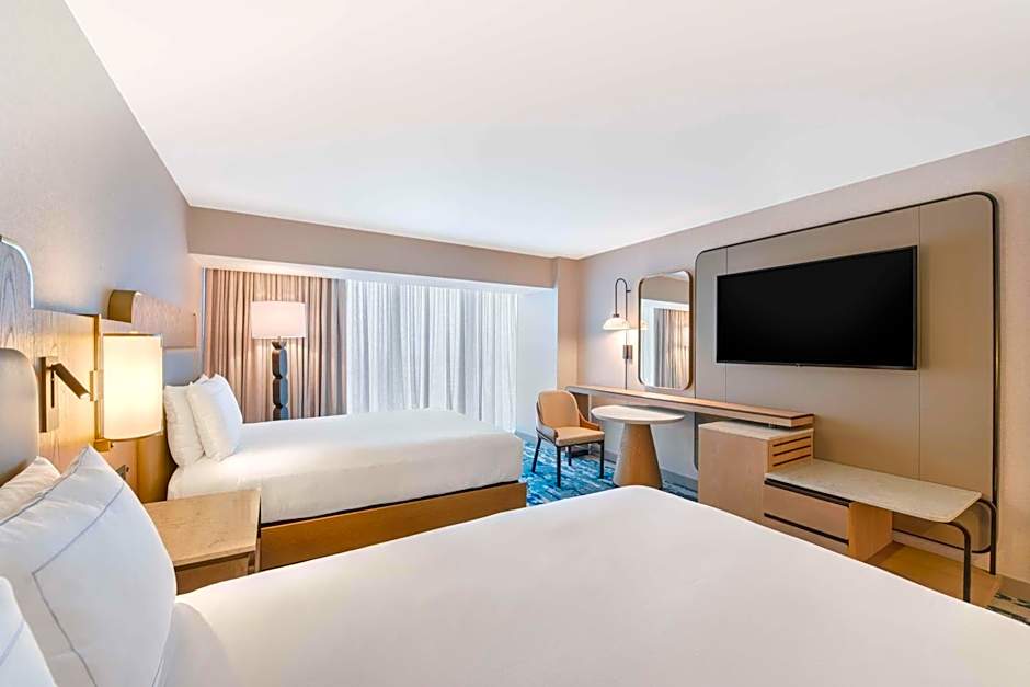 Photo 1 of 5 of 2 Queen Beds, Hearing Accessible