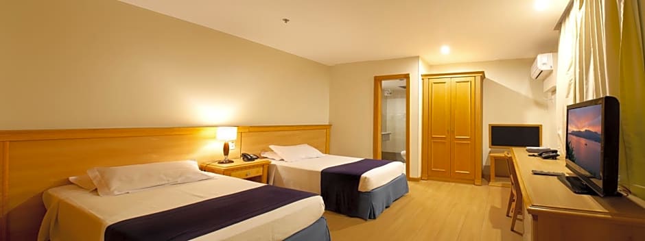 Mar Palace Copacabana Hotel