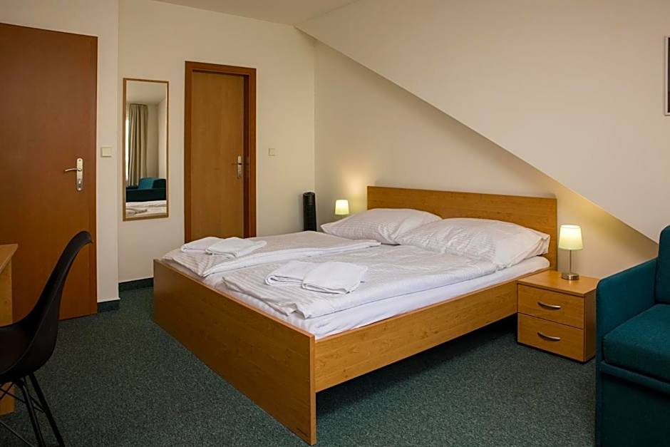 Hotel Kanarek