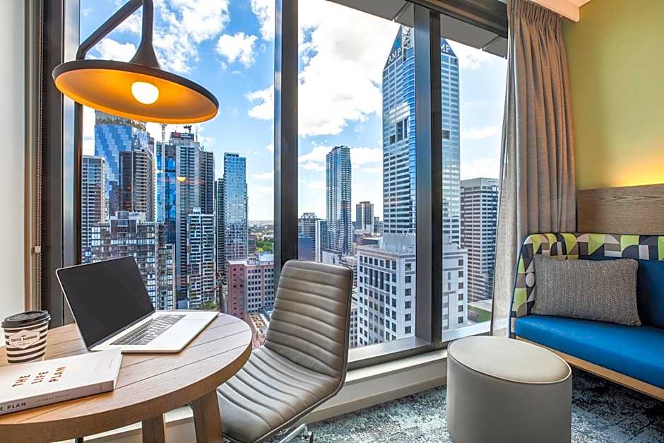 Holiday Inn Express Melbourne Little Collins By IHG