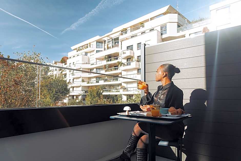 Novotel Paris Suresnes Longchamp
