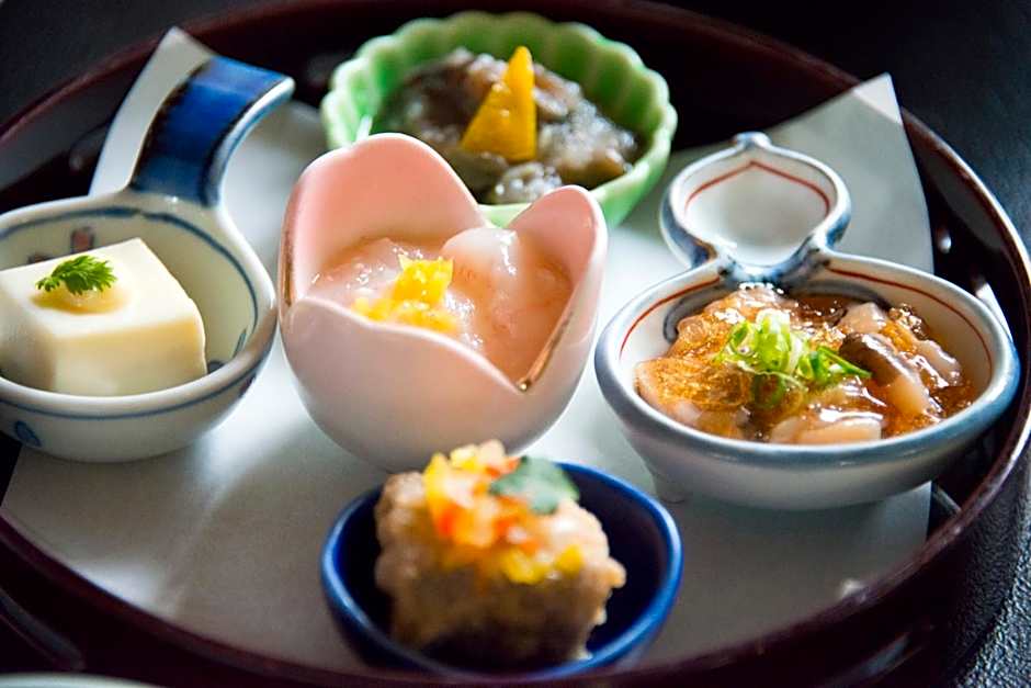 Awazuonsen Kitahachi
