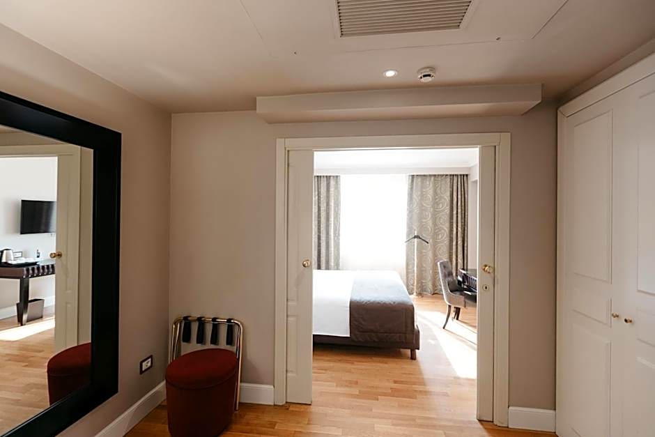 Grand Hotel Yerevan - Small Luxury Hotels of the World
