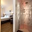 Globus Urban Hotel