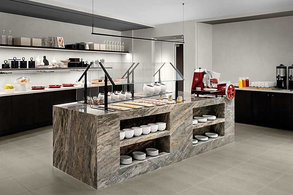 AC Hotel by Marriott Arlington National Landing