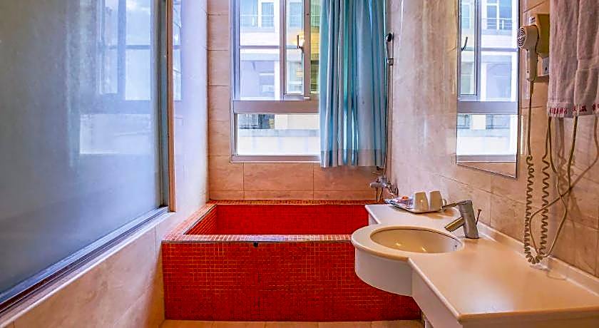 YC Cyuan Hot-Spring Hotel