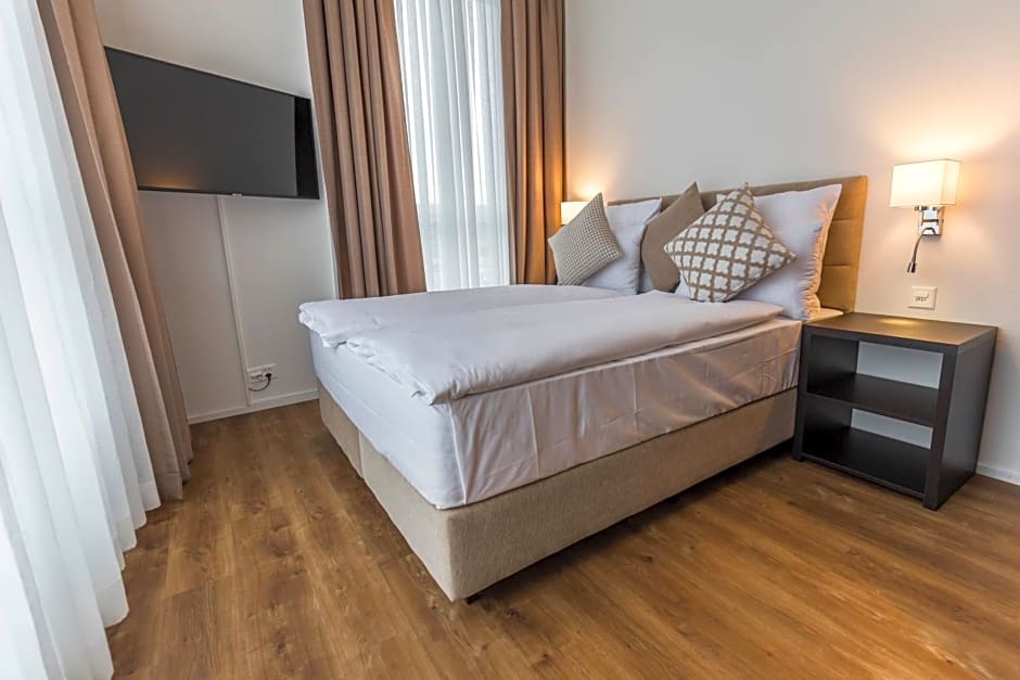 Hotel Swiss Star