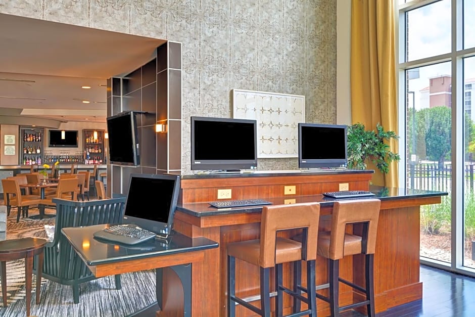DoubleTree by Hilton Baton Rouge