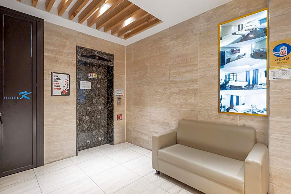 Cheonan K Hotel