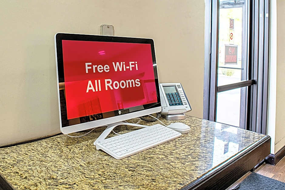 Red Roof Inn & Suites Middletown-Franklin