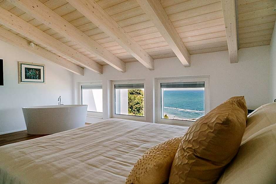 Photo 1 of 6 of Suite, Sea View