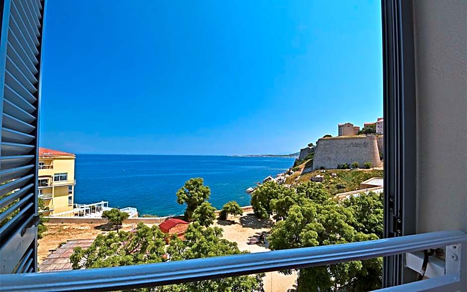 Hotel Restaurant Christophe Colomb