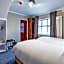 Uno Thames Hotel