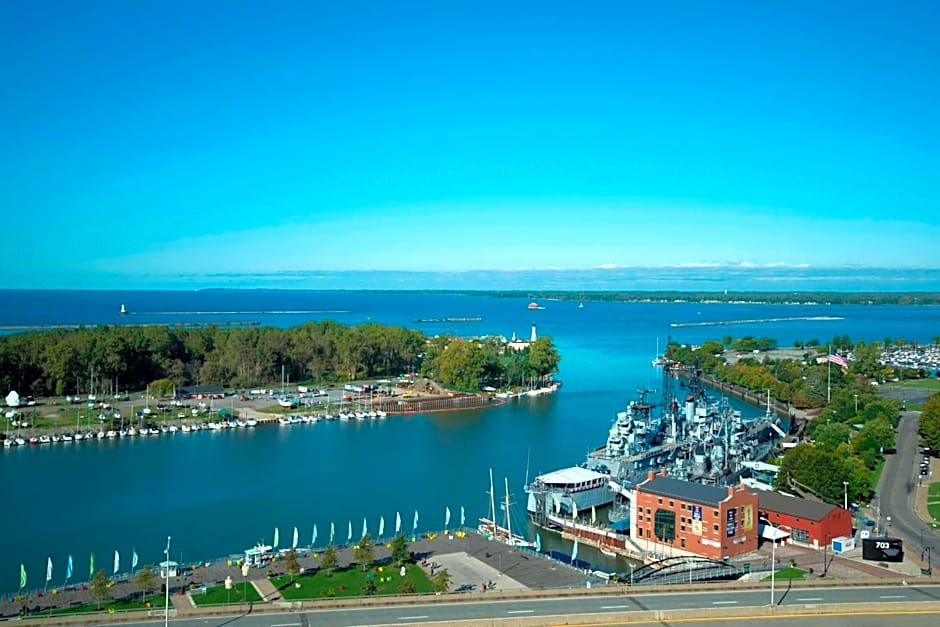 Buffalo Marriott at LECOM HARBORCENTER