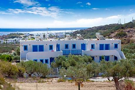 Vardes Hotel Studios