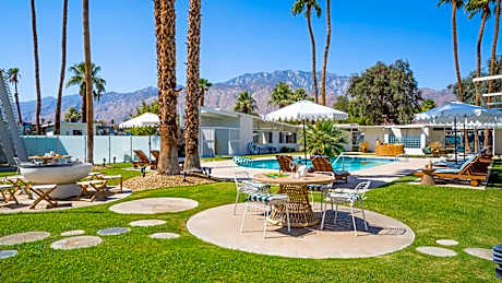 The Monkey Tree Hotel Buyout by AvantStay Entire Hotel Buyout Funky Rooms w Modern Amenities