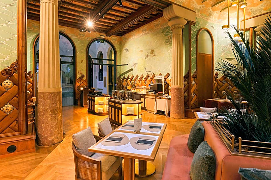 Hotel España Ocean Drive - Newly Renovated