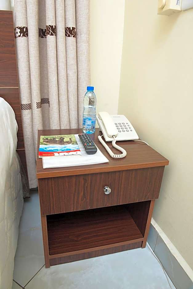 Airport Transit Lodges