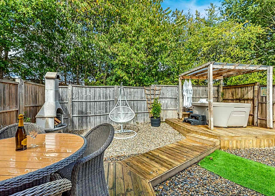 Gadlas Park Holiday Cabins