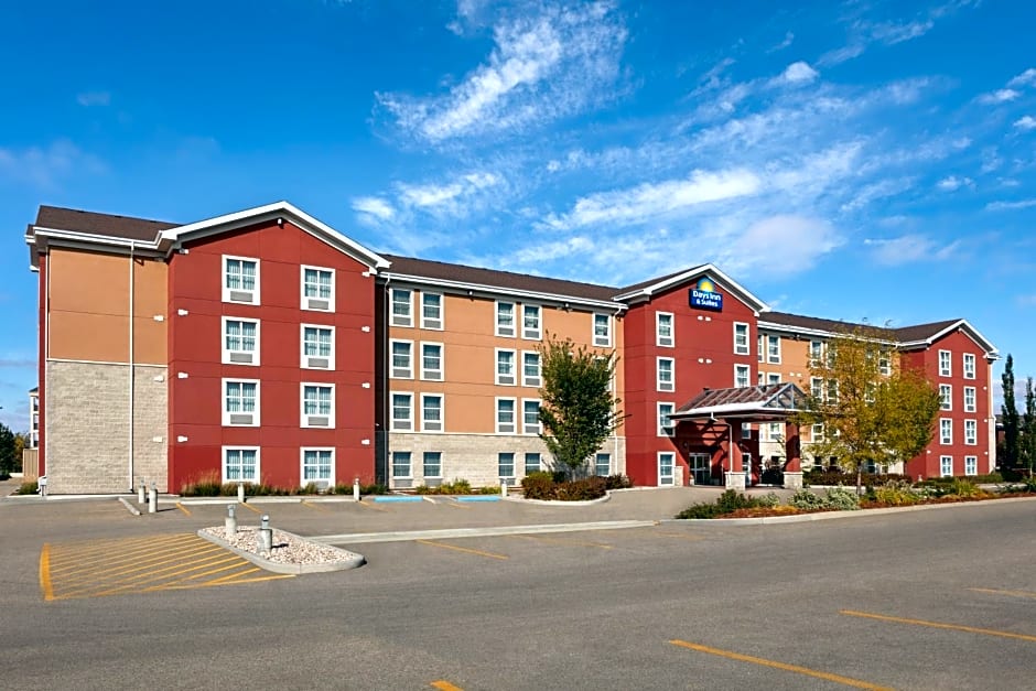 Days Inn & Suites by Wyndham Sherwood Park Edmonton