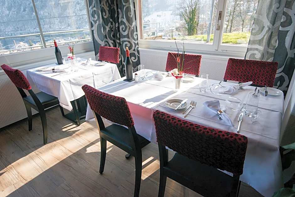 Hotel Roggerli