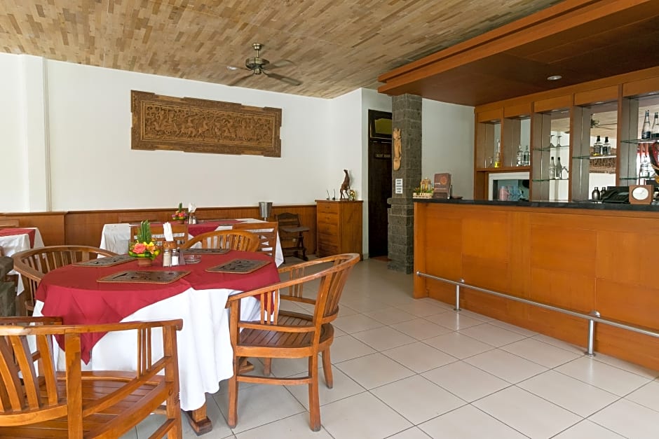 Hotel Sinar Bali Legian by ZUZU