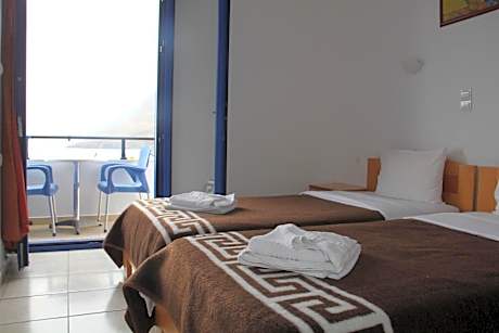 Superior Triple Room with Sea View