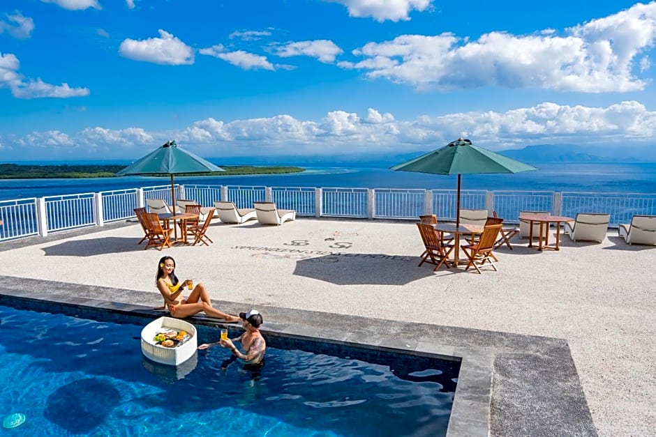 Samuh Sunset Nusa Penida by Pramana Villas