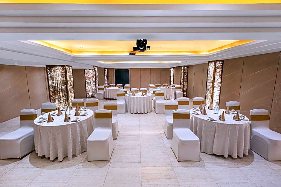 Sterling Palm Bliss Wellness Resort, Rishikesh