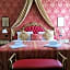 Friendly Venice Suites