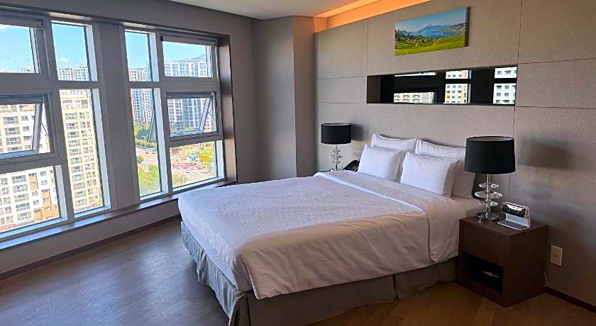 Wirye Militopia Hotel By Marine