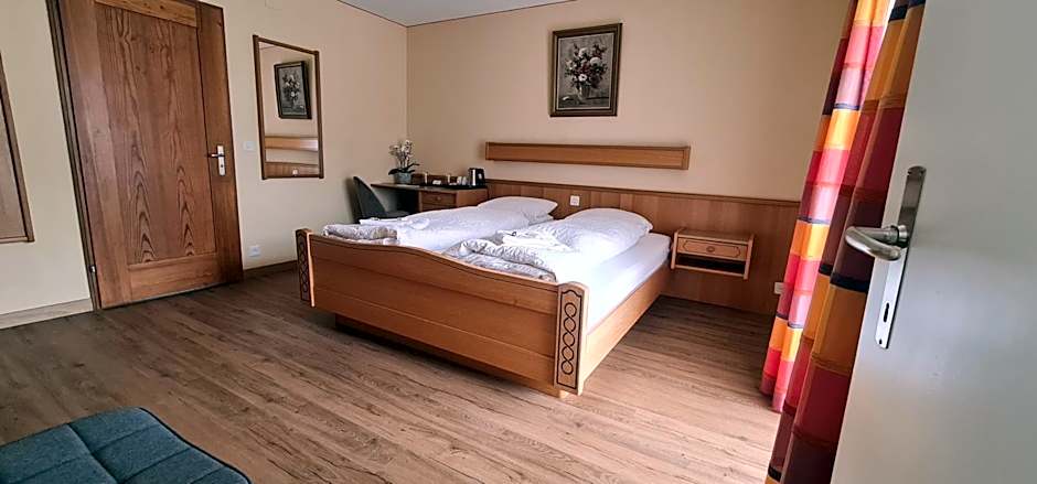 Hotel Falknerei Galina