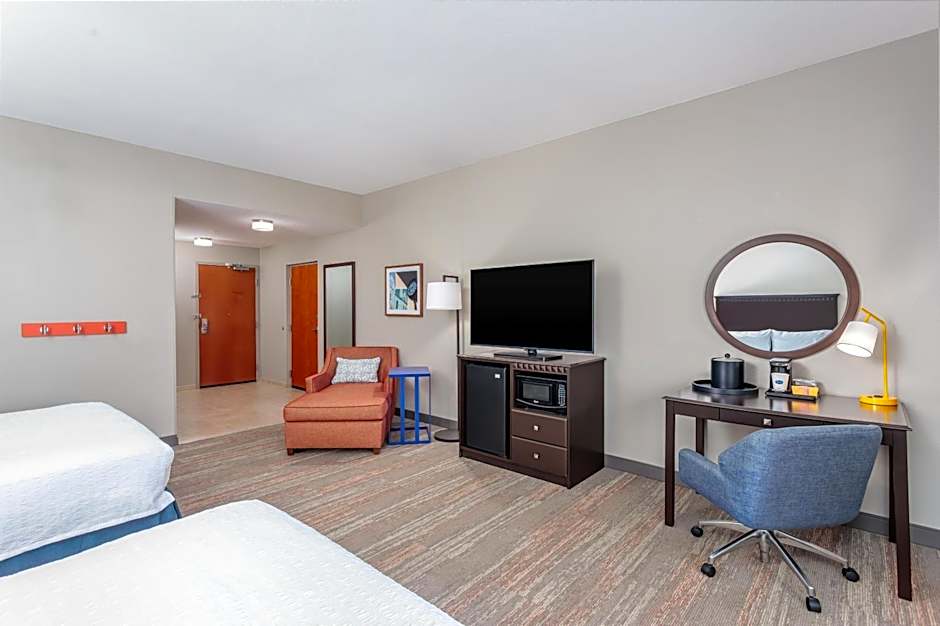 Hampton Inn By Hilton & Suites Parkersburg Downtown