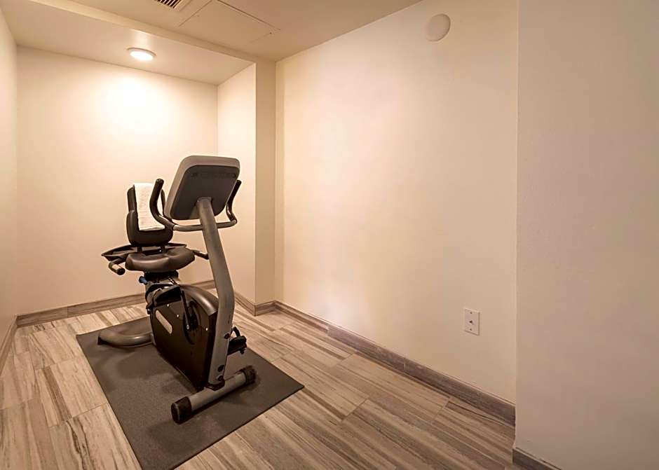 Best Western Plus Wausau Tower Inn