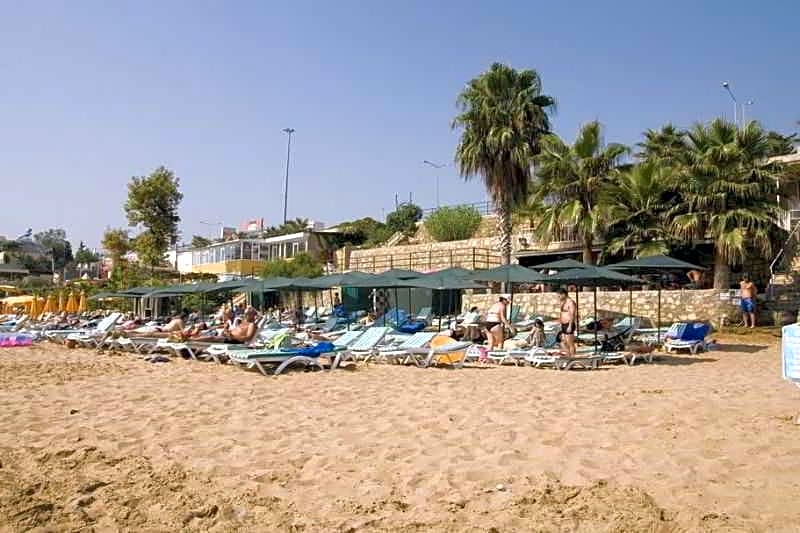 Arabella World Hotel