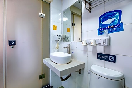 Single Room with Shared Shower and Toilet