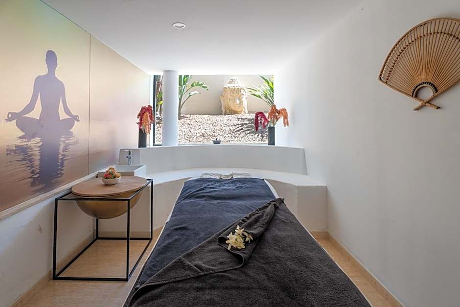 Cala Millor Garden Hotel - Adults Only