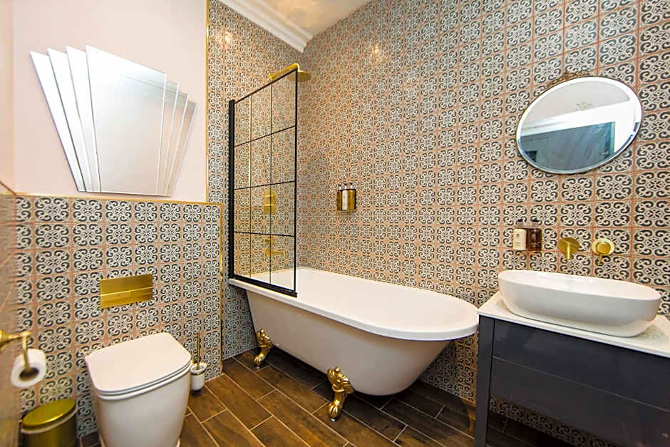 Skeldale House 'All Creatures Great & Small' Luxury Apartments & Studios in Askrigg, Yorkshire Dales