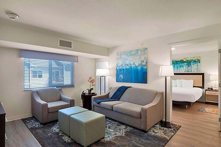 WaterWalk Extended Stay by Wyndham Charlotte - Arrowood