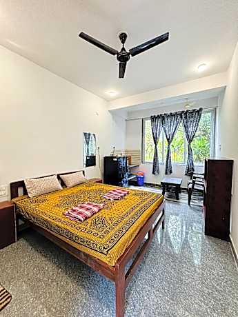 Mukund Sadan Self service Appartment 6