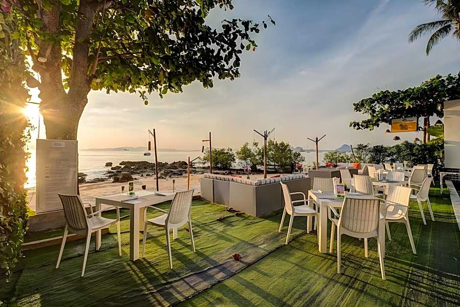The Pelican Residence & Suites Krabi