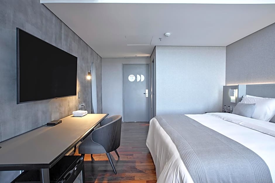 Suryaa Hotel Pinhais, Curio Collection by Hilton