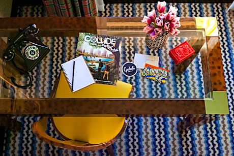 King Suite with Roll-in Shower - Mobility Access