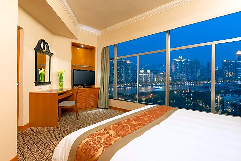Ramada Pearl