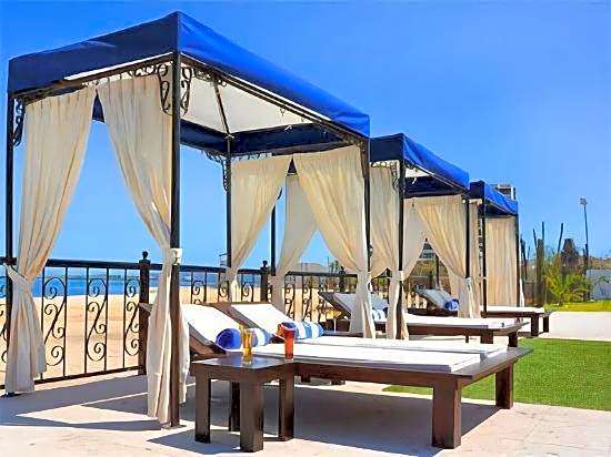 La Posada Hotel & Beach Club