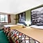 Super 8 by Wyndham Buffalo