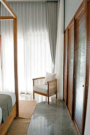 Deluxe Double Room with Balcony and Sea View