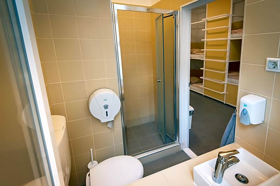 Avenue Hostel
