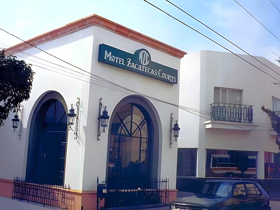 Hotel Zacatecas Courts